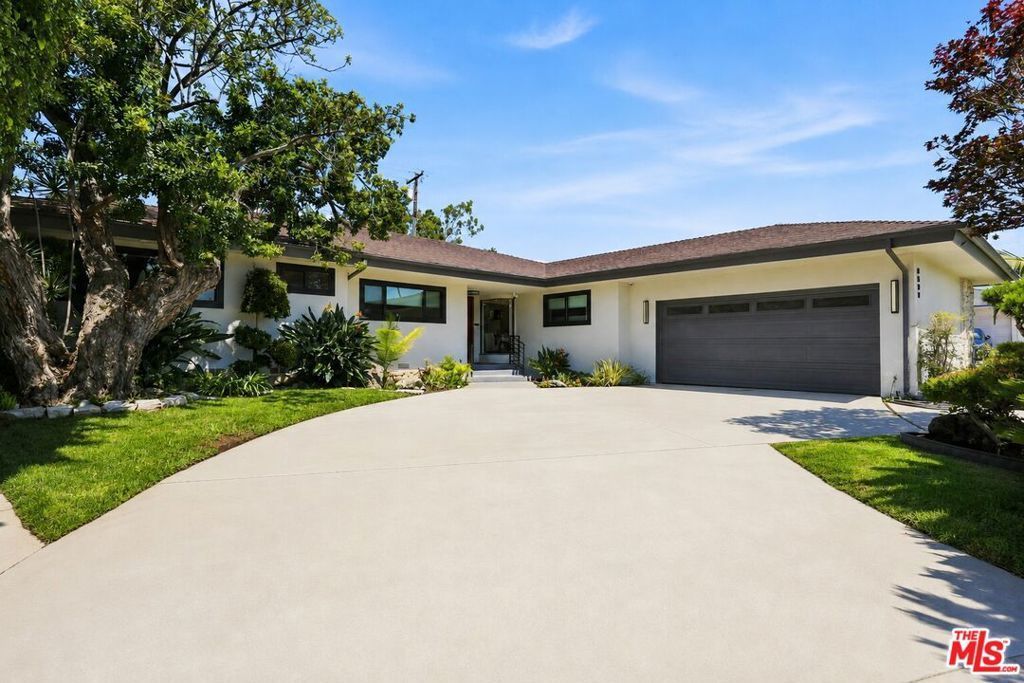 6511 Wooster Avenue, Ladera Heights