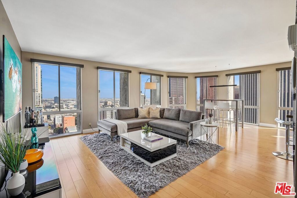 800 W 1st Street # 2805, Los Angeles