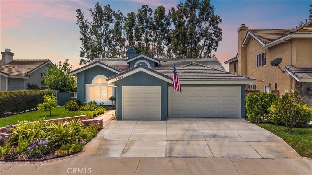 17390 Golden Maple, Yorba Linda