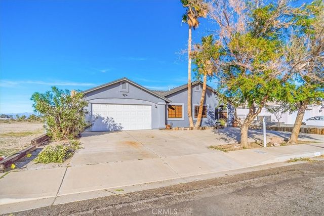 1348 Redwood, Needles