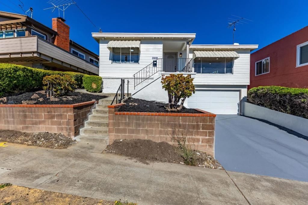 7418 Stockton Avenue, El Cerrito