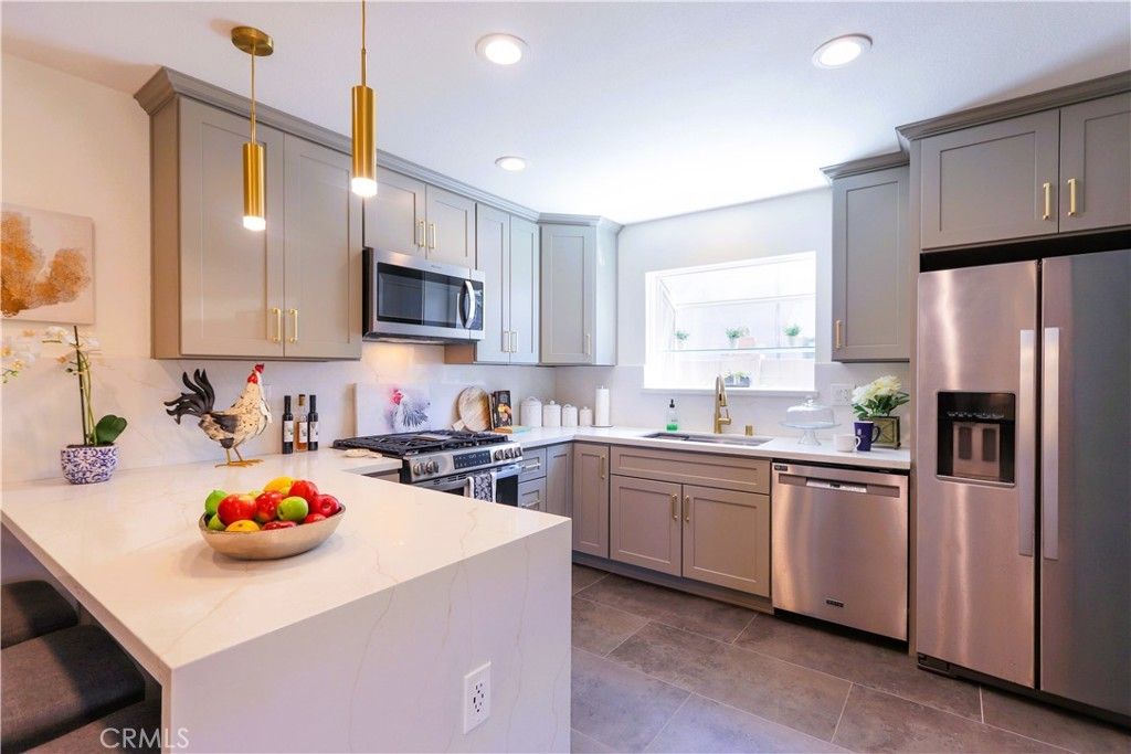 2516 E Quincy, Orange