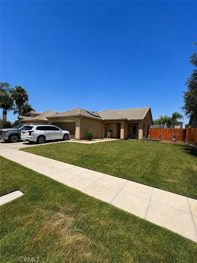 6336 W Wrenwood, Fresno