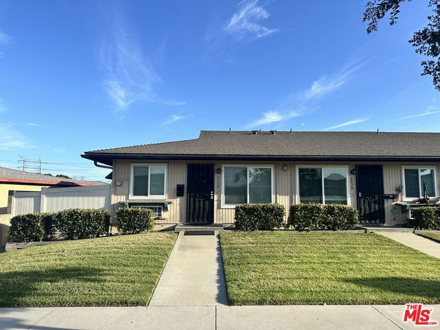 9938 1/2 Cedar Street, Bellflower