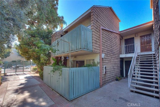 5700 Etiwanda # 212, Tarzana