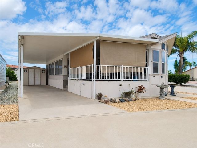 1295 S Cawston Avenue, Hemet