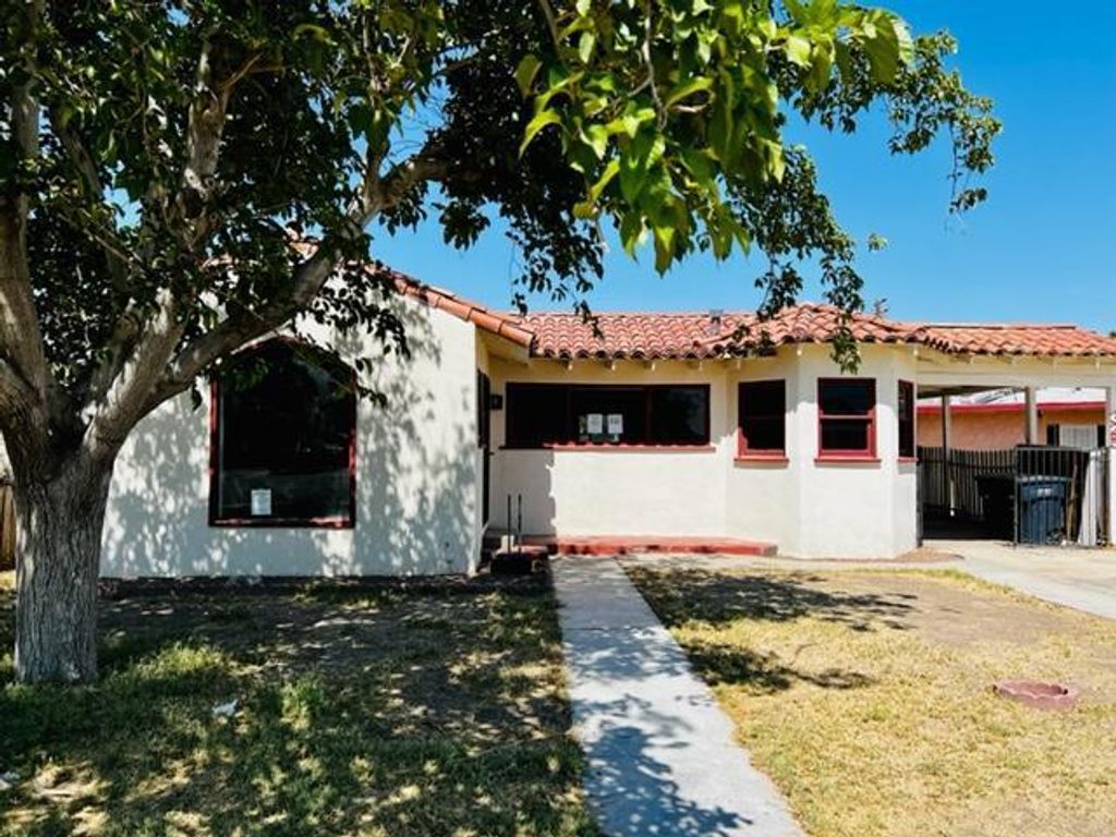 325 N 1st Street, Blythe
