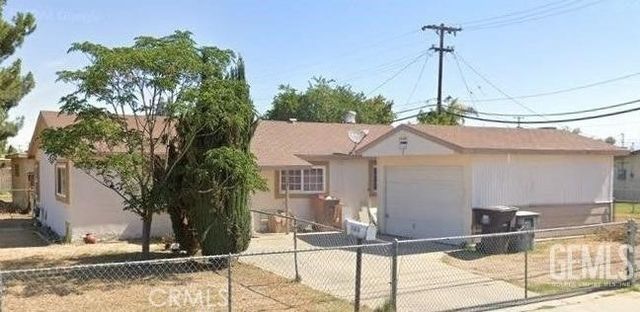 2812 Wilson Road, Bakersfield