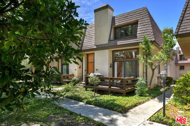 9000 Vanalden Avenue # 123, Northridge