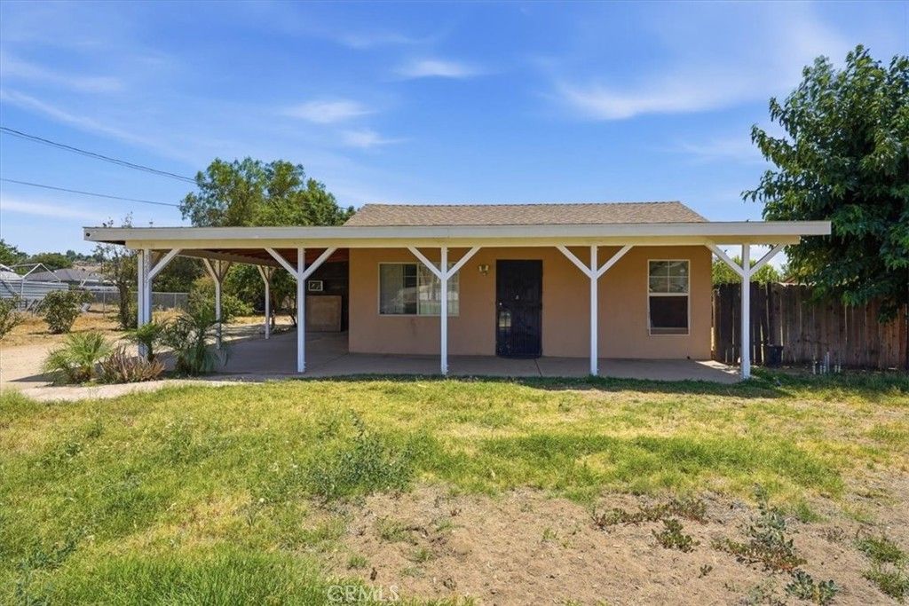 32857 Avenue E, Yucaipa