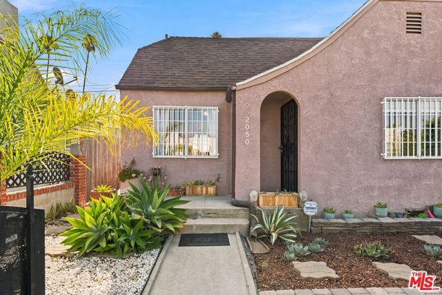 2050 Claudina Avenue, Los Angeles
