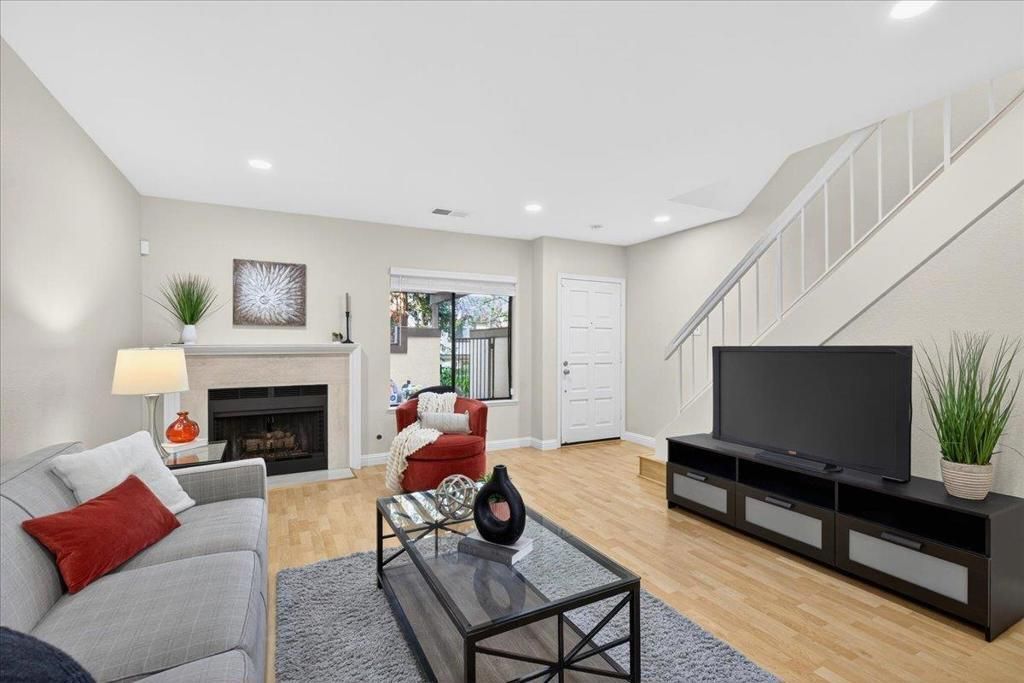 582 Pimlico Court, Walnut Creek