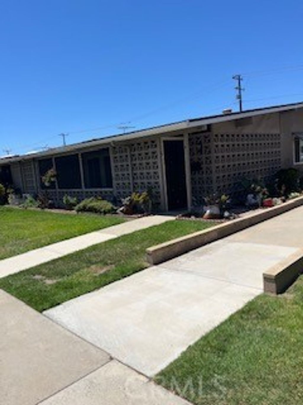1330 Oakmont Rd., M6-144a, Seal Beach