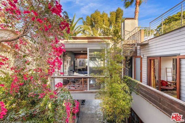 927 Amoroso, Venice