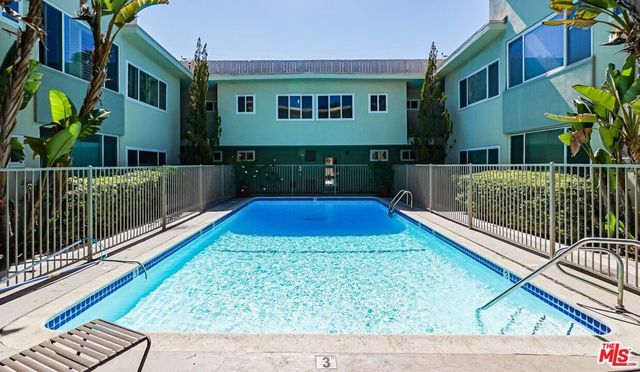 1525 N Hayworth Avenue # 204, Los Angeles
