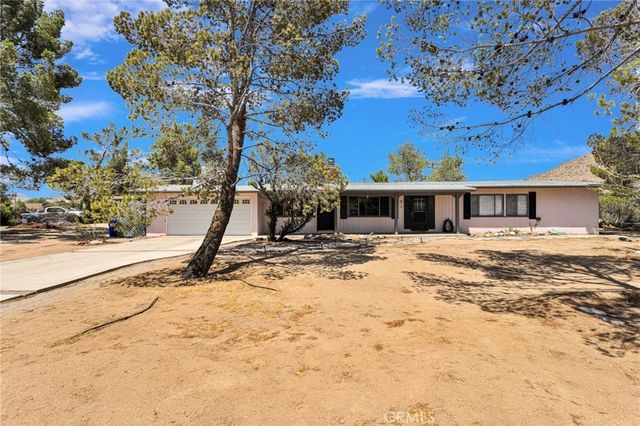 19282 Allegheny Road, Apple Valley