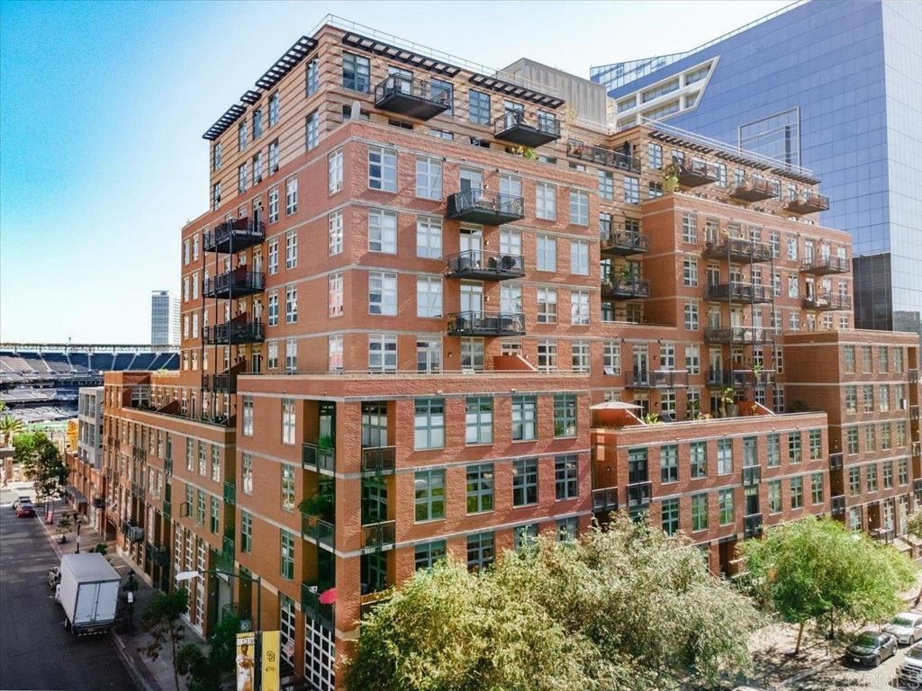 877 Island Avenue # 512, San Diego