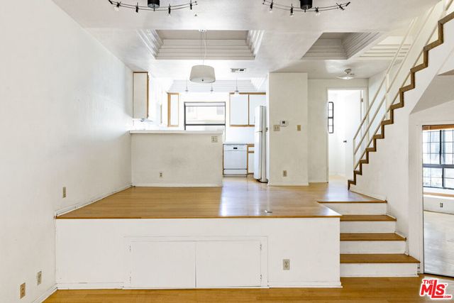36 Navy Street # 9, Los Angeles