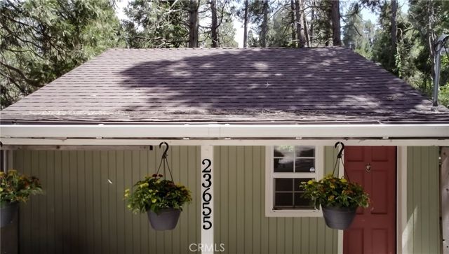 23655 Rocky Dell, Crestline