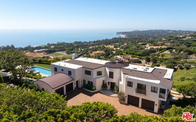 27445 Winding Way, Malibu