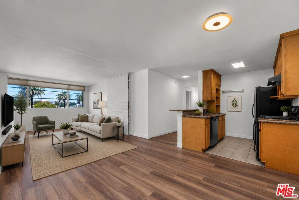 421 S La Fayette Park Place # 210, Los Angeles