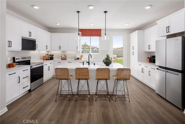 31193 Morgan Trail, Winchester