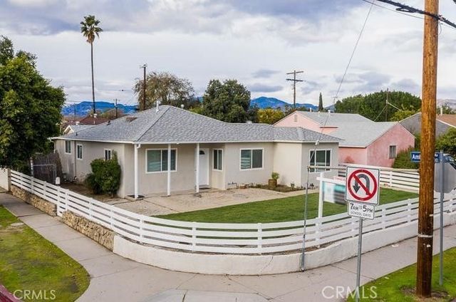 12955 Montague, Los Angeles