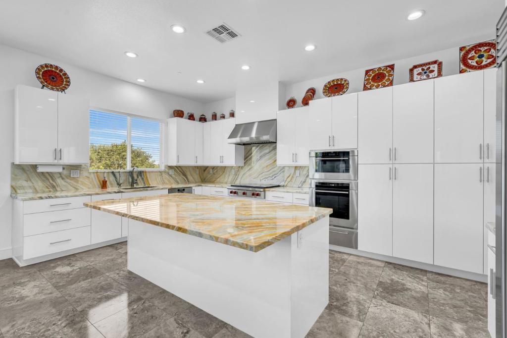 1040 Peppermill Court, Concord