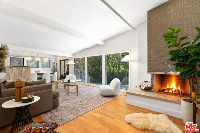 2601 Nichols Canyon Road, Los Angeles