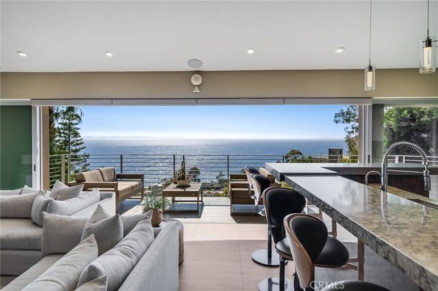 31321 Ceanothus, Laguna Beach