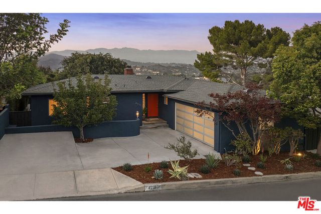 4210 Palmero Drive, Los Angeles
