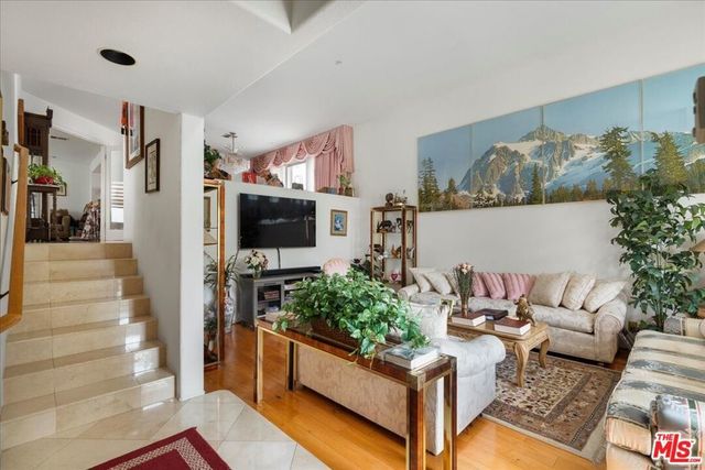 7307 Hannum Avenue, Culver City