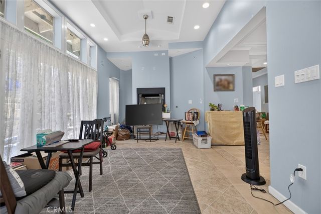 787 Terrace 49, Los Angeles
