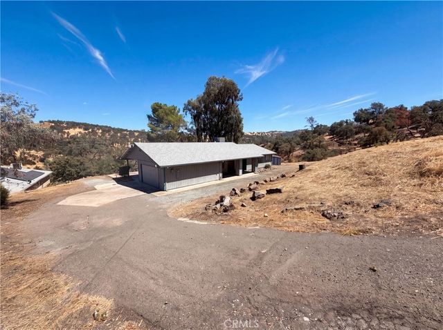 6041 Thornicroft, Valley Springs