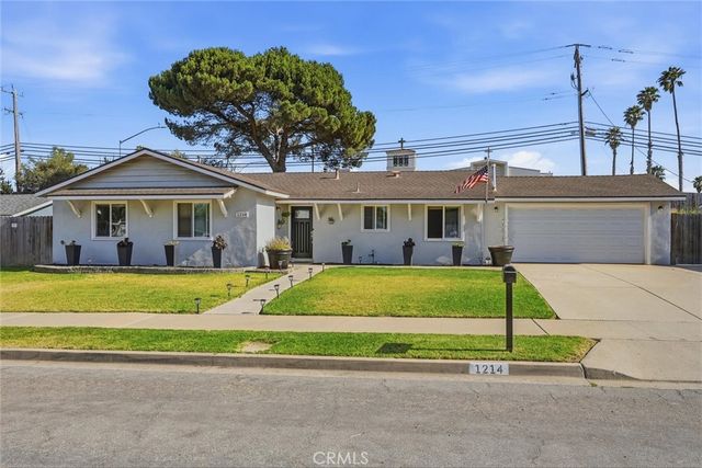 1214 Bauer, Santa Maria