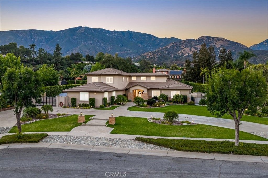 4161 New Hampshire Avenue, Claremont