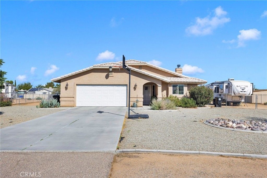 12782 Pawnee, Apple Valley