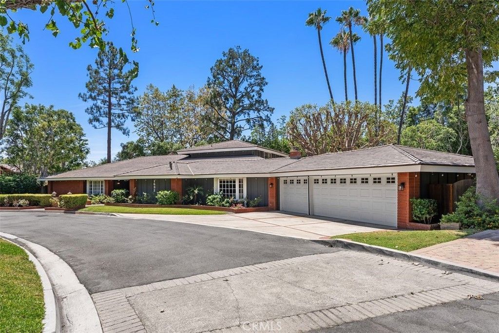 1632 Se Skyline Drive, North Tustin