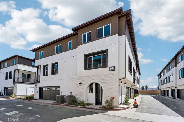 9548 Hannah Way, Riverside