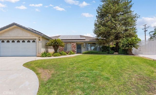5102 Omaha, Bakersfield