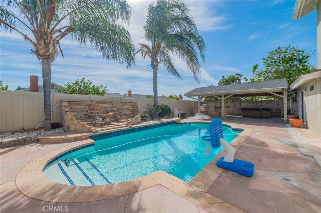 24462 Redlen Street, Lake Forest