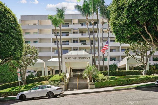 1131 Alta Loma, West Hollywood
