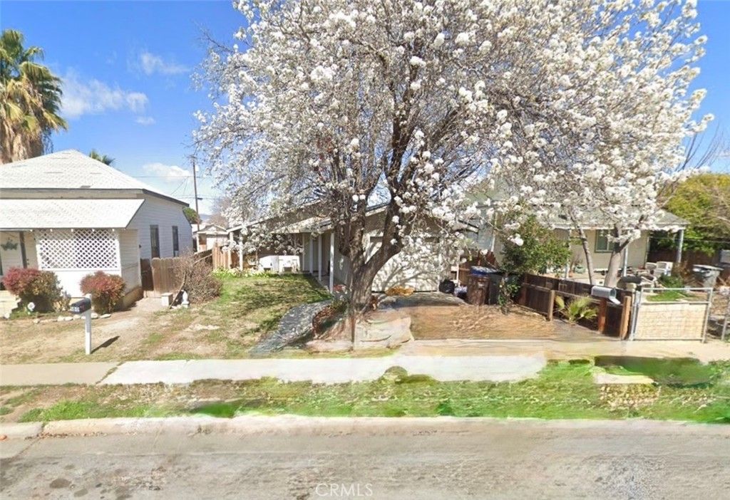 164 Jackson, Coalinga