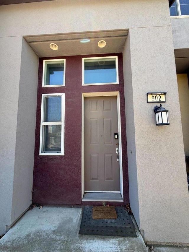 902 Lake Street, San Pablo