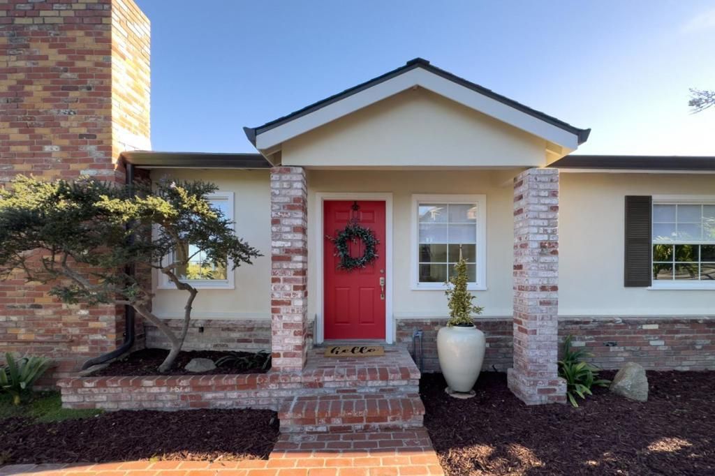 25 Cielo Vista Drive, Monterey