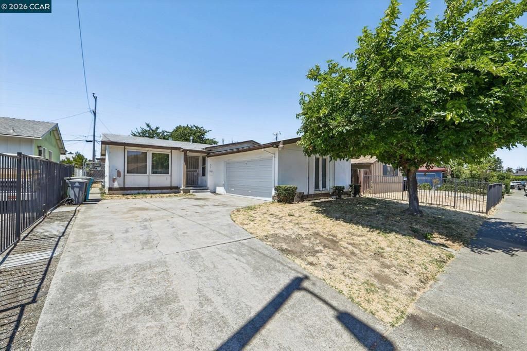 373 Sawyer St, Vallejo
