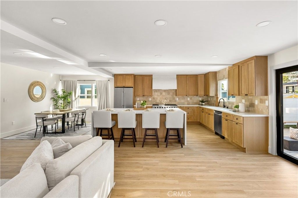 3635 Conquista, Long Beach