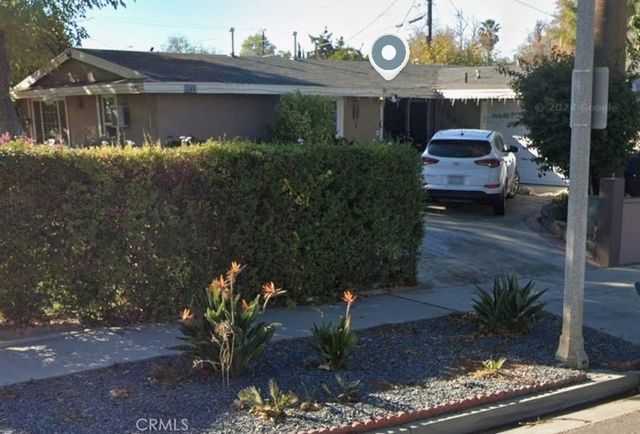 8833 Shawnee Ave, Riverside