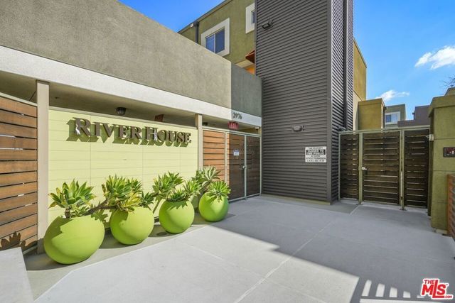 2974 Ripple Place # 202, Los Angeles