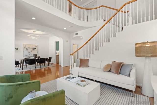 2785 Ridgegate Row, La Jolla